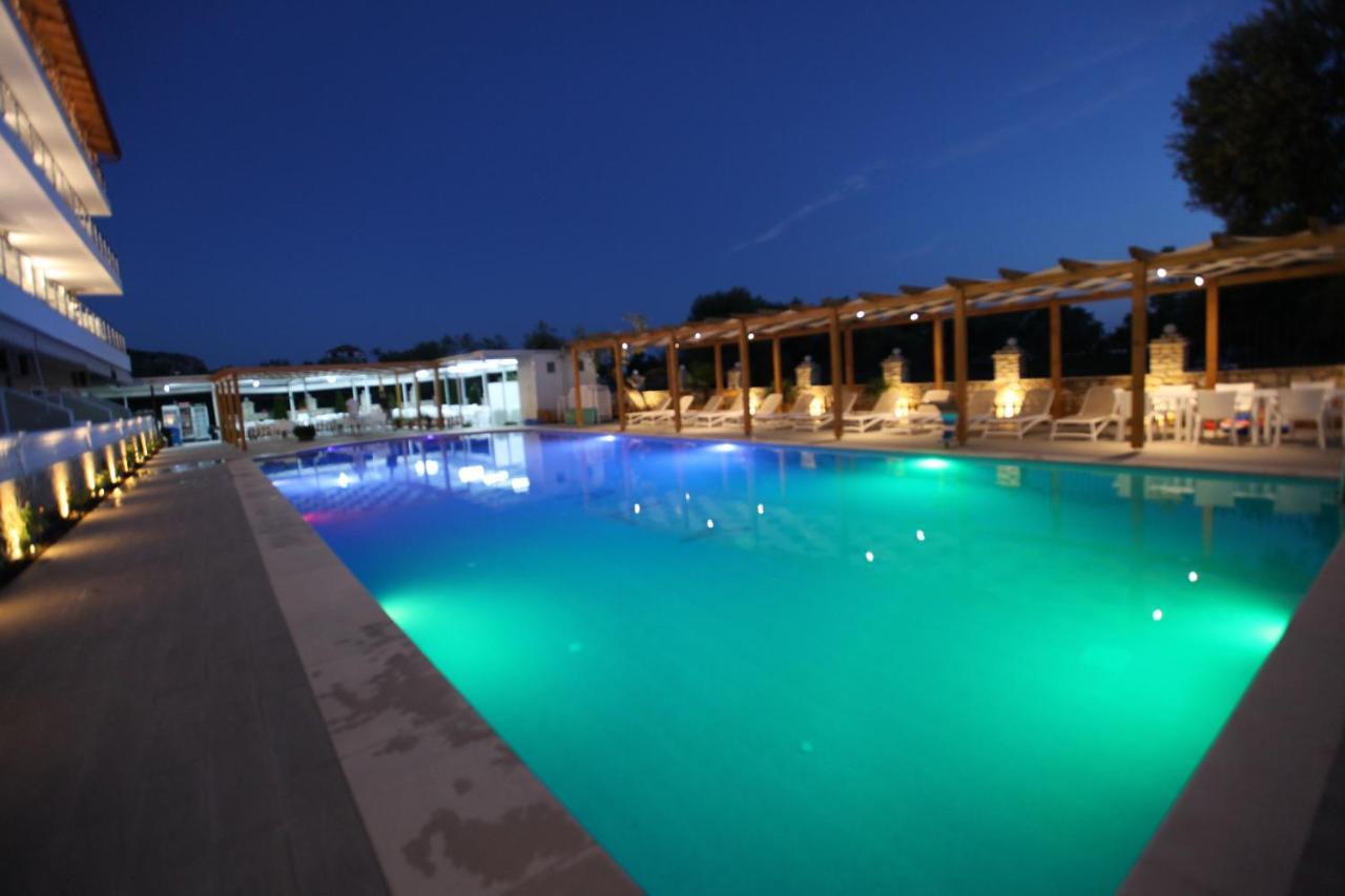 Hotel Riviera Borsh Exterior foto
