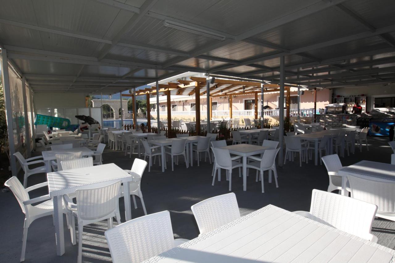 Hotel Riviera Borsh Exterior foto